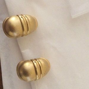 Clip on earring
